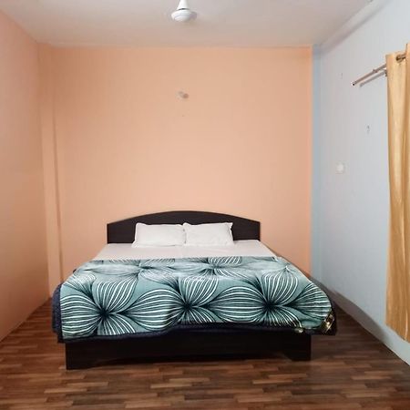Shri Niwas Homestay Ayodhya Esterno foto
