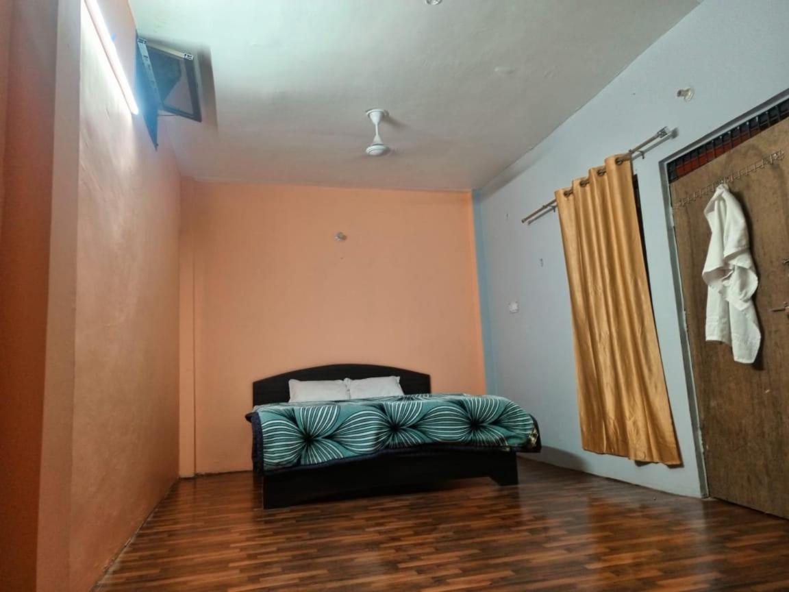 Shri Niwas Homestay Ayodhya Esterno foto