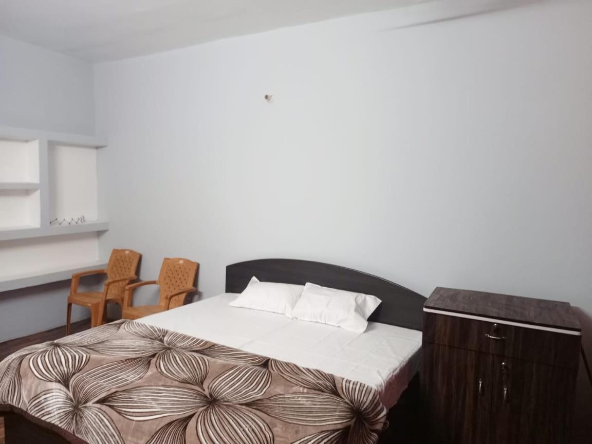 Shri Niwas Homestay Ayodhya Esterno foto