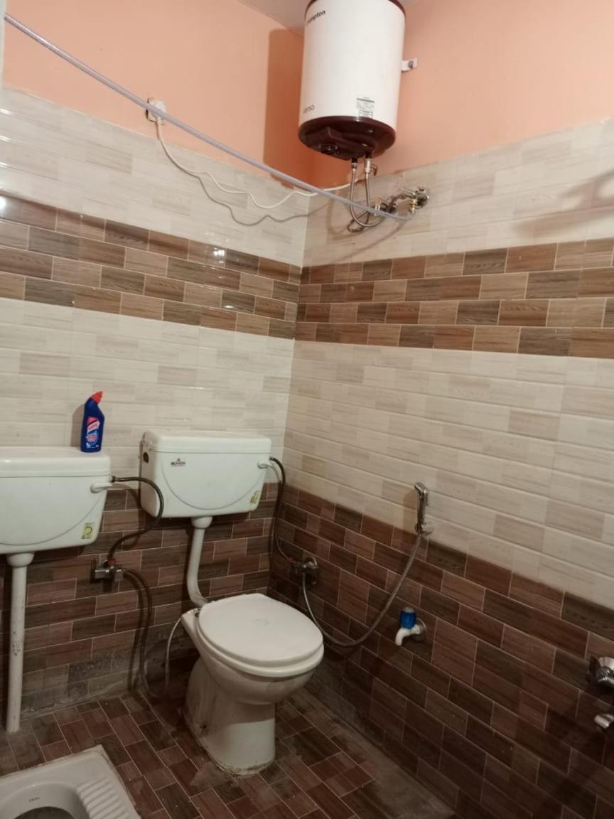 Shri Niwas Homestay Ayodhya Esterno foto